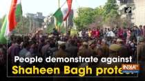 People demonstrate against Shaheen Bagh protest