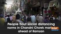 People flout social distancing norms in Chandni Chowk market ahead of Ramzan