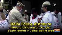 Delhi Police distribute 