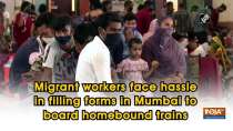 Migrant workers face hassle in filling multiple forms in Mumbai to board homebound trains
