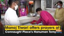 Manoj Tiwari offers prayers at Connaught Place