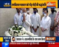 PM Modi pays last respects to Ram Vilas Paswan at the latter