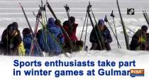 Sports enthusiasts take part in winter games at Gulmarg