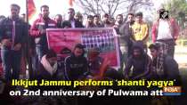 Ikkjut Jammu performs 