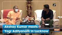 Akshay Kumar meets Yogi Adityanath in Lucknow