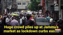 Huge crowd piles up at Jammu