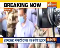 Arvind Kejriwal reaches Ahmedabad to inaugurate AAP state office