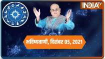 Today Horoscope, Daily Astrology, Zodiac Sign for Sunday, December 05, 2021