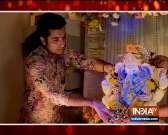 Sharad Kelkar welcomes Lord Ganpati with wife Keerti