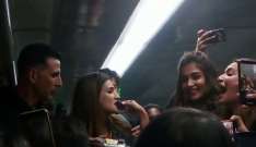 Pooja Hegde cuts cake with Housefull 4 team