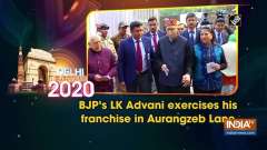 BJP's LK Advani exercises his franchise in Aurangzeb Lane