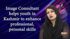 Image Consultant helps youth in Kashmir to enhance professional, personal skills