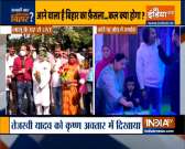 Tejashwi celebrates birthday with family, supporters gathered outside his house to wish him