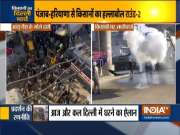 Farmers' protest: Delhi Police fire teargas,Lathicharge at Tikri border