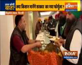 Farmer leaders have their own food carried to Vigyan Bhavan