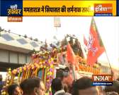 Shoes hurled at Kailash Vijayvargiya's vehicle during BJP's Kolkata roadshow