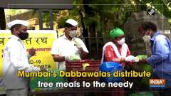 Mumbai's Dabbawalas distribute free meals to the needy