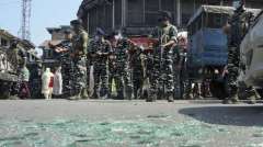 Militants attack security forces with bomb near SBI in Sopore