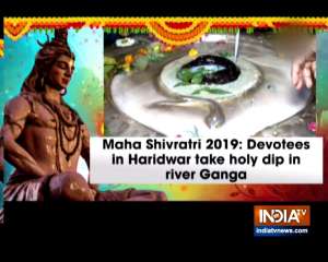 Maha Shivratri 2019: Devotees in Haridwar take holy dip in river Ganga