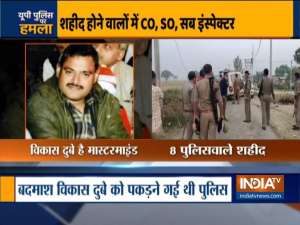 8 cops martyred during an encounter with wanted gangster in Kanpur