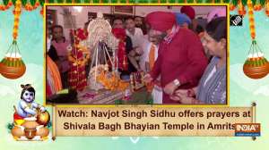 Watch: Navjot Singh Sidhu offers prayers at Shivala Bagh Bhayian Temple in Amritsar

